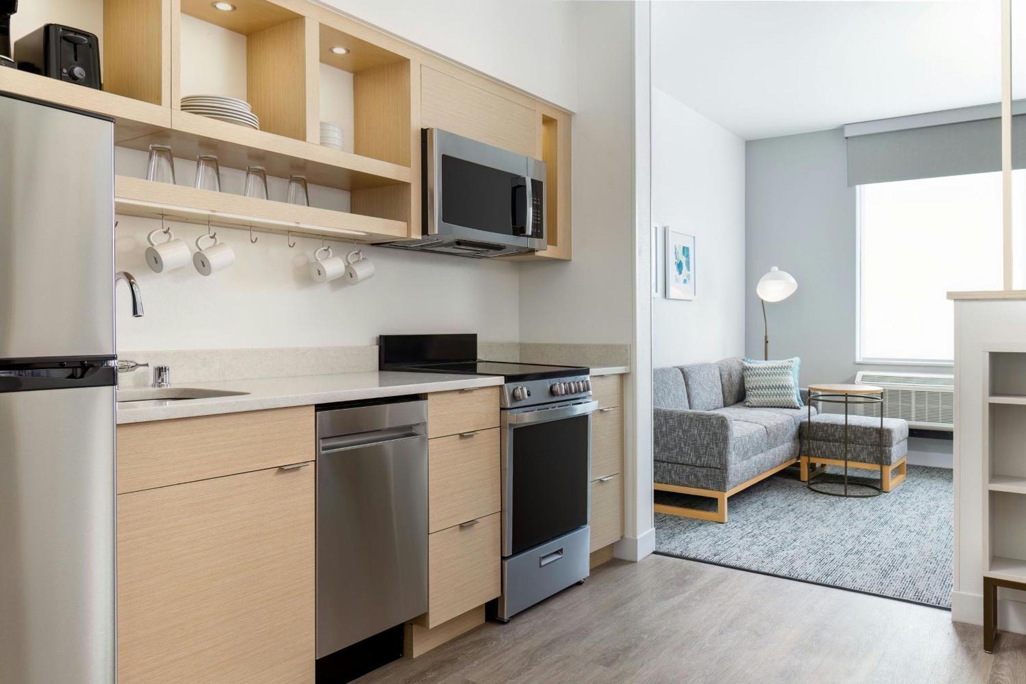 Towneplace Suites By Marriott Монровия Экстерьер фото